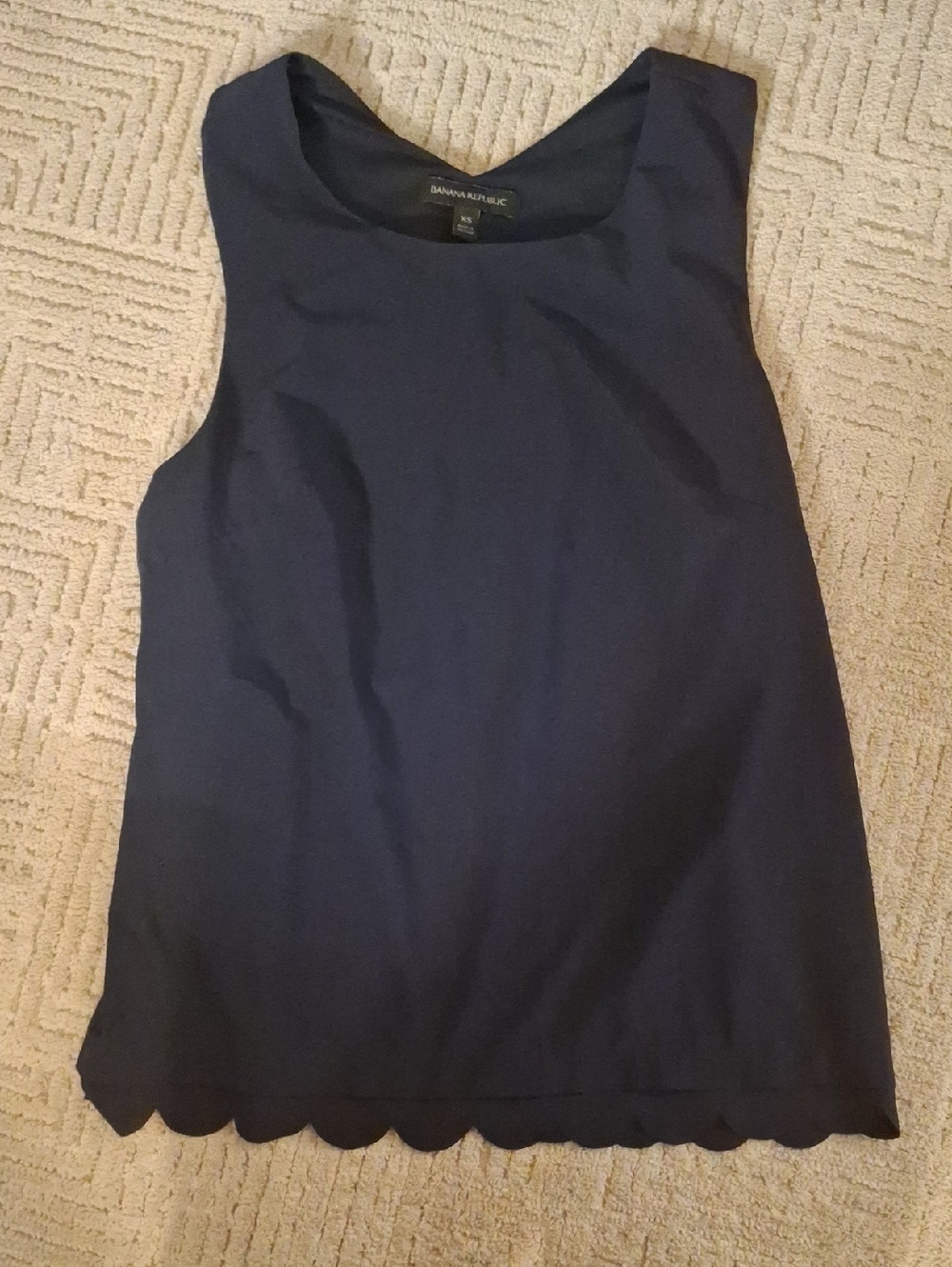 Banana Repiblic Navy Scallop-Hem Sleeveless Top